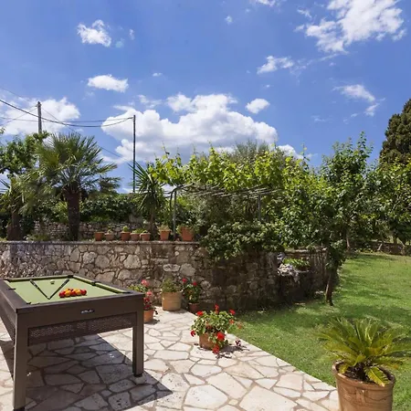 Villa Kokokilas By *