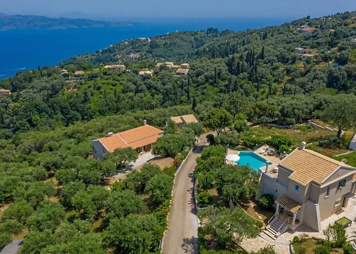Kokokilas By * Καρυώτικο